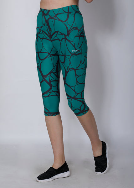 Green & Black Abstract Capris