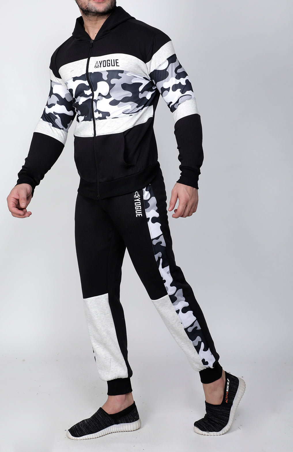 Black camo tracksuit shop